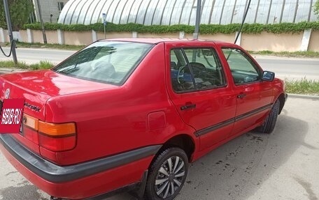 Volkswagen Vento, 1995 год, 280 000 рублей, 7 фотография
