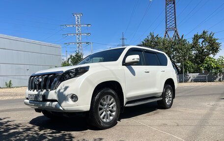 Toyota Land Cruiser Prado 150 рестайлинг 2, 2017 год, 3 900 000 рублей, 5 фотография