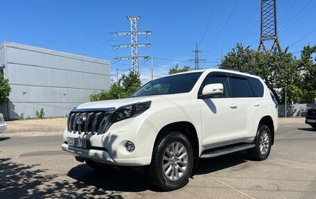 Toyota Land Cruiser Prado 150 рестайлинг 2, 2017 год, 3 900 000 рублей, 2 фотография