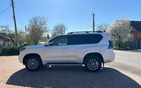 Toyota Land Cruiser Prado 150 рестайлинг 2, 2017 год, 3 900 000 рублей, 18 фотография