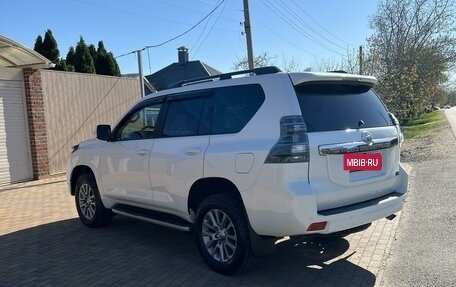 Toyota Land Cruiser Prado 150 рестайлинг 2, 2017 год, 3 900 000 рублей, 14 фотография