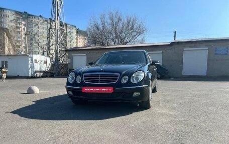 Mercedes-Benz E-Класс, 2004 год, 980 000 рублей, 2 фотография