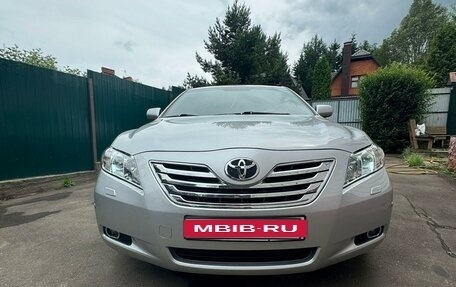 Toyota Camry, 2008 год, 1 330 000 рублей, 10 фотография