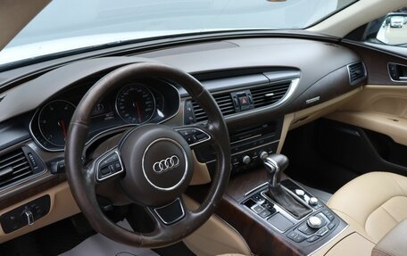 Audi A7, 2011 год, 1 999 000 рублей, 14 фотография