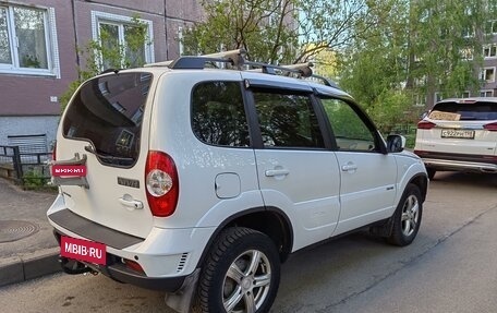 Chevrolet Niva I рестайлинг, 2018 год, 715 000 рублей, 5 фотография