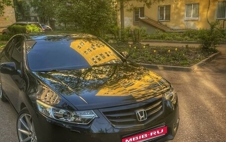 Honda Accord VIII рестайлинг, 2011 год, 2 100 000 рублей, 3 фотография