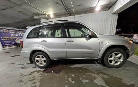 Toyota RAV4, 2004 год, 715 000 рублей, 2 фотография