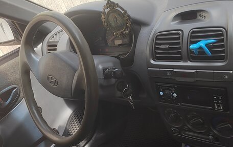 Hyundai Accent II, 2006 год, 410 000 рублей, 4 фотография