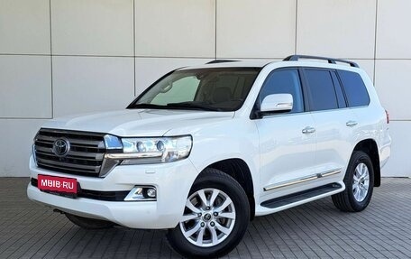 Toyota Land Cruiser 200, 2018 год, 6 762 000 рублей, 1 фотография