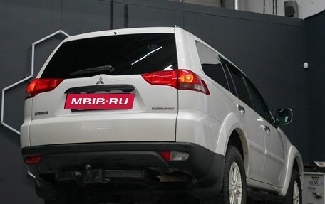 Mitsubishi Pajero Sport II рестайлинг, 2013 год, 2 130 000 рублей, 6 фотография