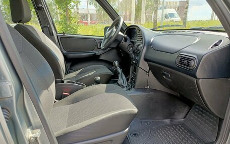 Chevrolet Niva I рестайлинг, 2018 год, 967 300 рублей, 11 фотография
