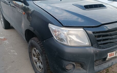 Toyota Hilux VII, 2013 год, 1 160 000 рублей, 2 фотография
