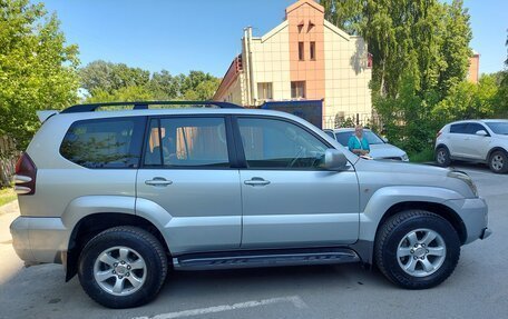 Toyota Land Cruiser Prado 120 рестайлинг, 2008 год, 3 000 077 рублей, 2 фотография