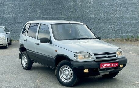 Chevrolet Niva I рестайлинг, 2005 год, 195 000 рублей, 1 фотография