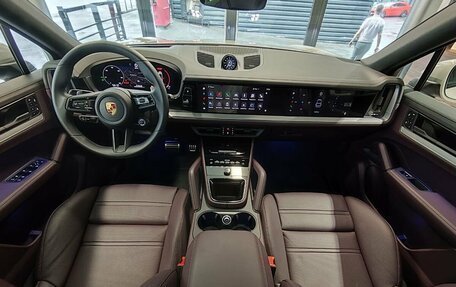 Porsche Cayenne III, 2023 год, 21 000 000 рублей, 27 фотография