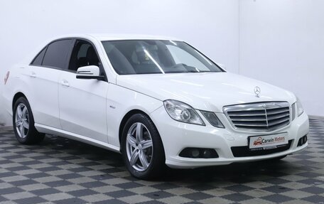 Mercedes-Benz E-Класс, 2010 год, 1 225 000 рублей, 3 фотография