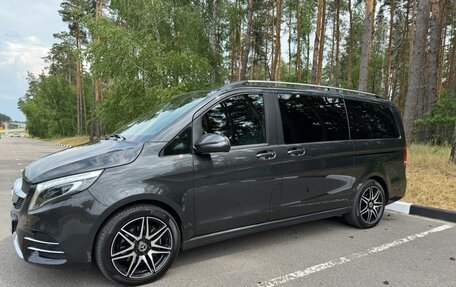 Mercedes-Benz V-Класс, 2019 год, 5 890 000 рублей, 3 фотография