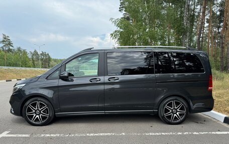 Mercedes-Benz V-Класс, 2019 год, 5 890 000 рублей, 6 фотография