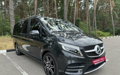 Mercedes-Benz V-Класс, 2019 год, 5 890 000 рублей, 4 фотография