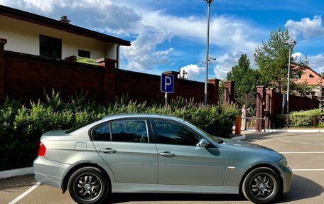 BMW 3 серия, 2005 год, 800 000 рублей, 6 фотография