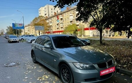 BMW 3 серия, 2005 год, 800 000 рублей, 33 фотография