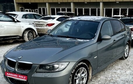 BMW 3 серия, 2005 год, 800 000 рублей, 28 фотография