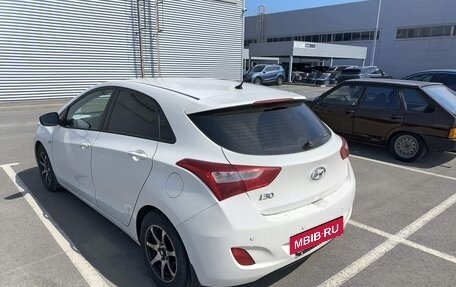 Hyundai i30 II рестайлинг, 2013 год, 1 220 000 рублей, 6 фотография