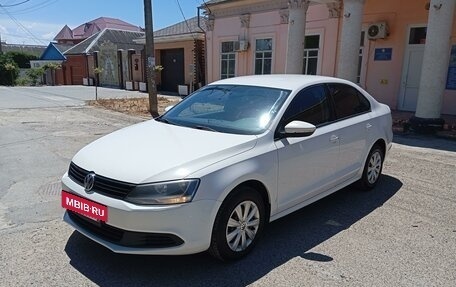 Volkswagen Jetta VI, 2014 год, 1 029 000 рублей, 11 фотография