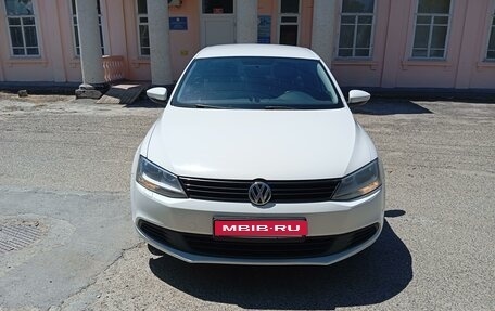 Volkswagen Jetta VI, 2014 год, 1 029 000 рублей, 12 фотография