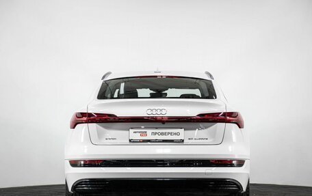 Audi e-tron I, 2020 год, 5 300 000 рублей, 5 фотография