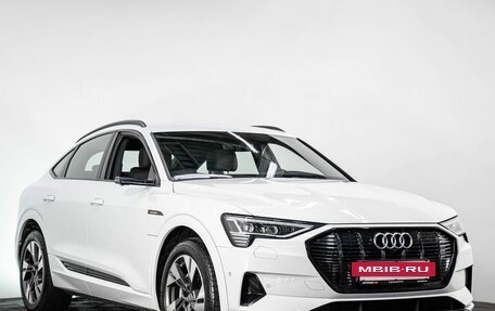 Audi e-tron I, 2020 год, 5 300 000 рублей, 3 фотография