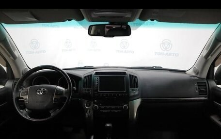 Toyota Land Cruiser 200, 2011 год, 3 000 080 рублей, 11 фотография
