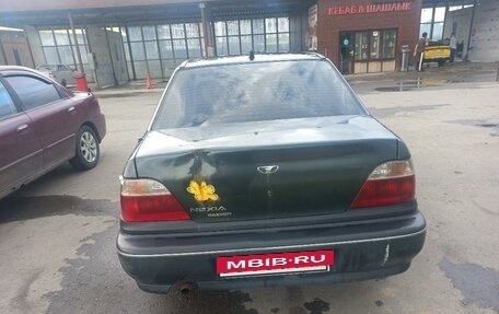 Daewoo Nexia I рестайлинг, 2002 год, 150 000 рублей, 3 фотография