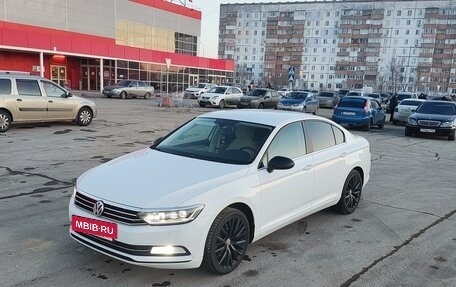 Volkswagen Passat B8 рестайлинг, 2015 год, 1 699 999 рублей, 2 фотография