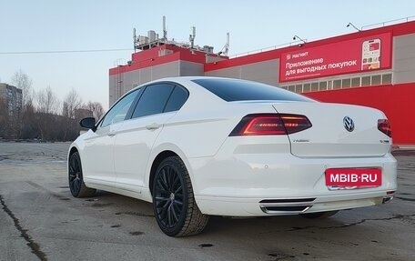 Volkswagen Passat B8 рестайлинг, 2015 год, 1 699 999 рублей, 12 фотография