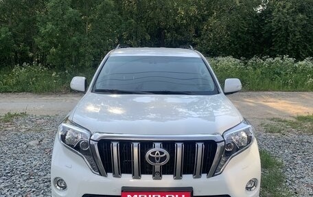 Toyota Land Cruiser Prado 150 рестайлинг 2, 2016 год, 4 500 000 рублей, 1 фотография