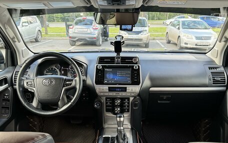 Toyota Land Cruiser Prado 150 рестайлинг 2, 2018 год, 6 700 000 рублей, 13 фотография