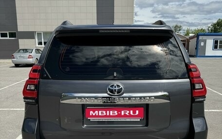 Toyota Land Cruiser Prado 150 рестайлинг 2, 2018 год, 6 700 000 рублей, 6 фотография