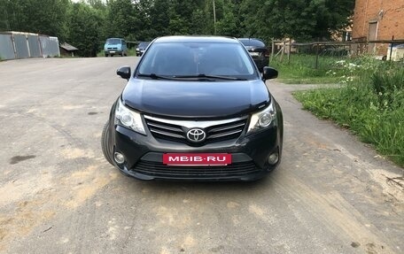 Toyota Avensis III рестайлинг, 2011 год, 1 390 000 рублей, 2 фотография