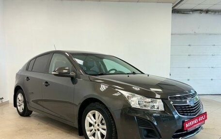 Chevrolet Cruze II, 2014 год, 950 000 рублей, 3 фотография