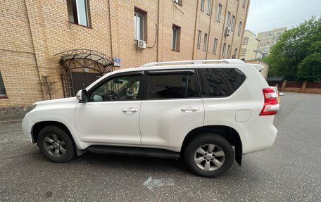 Toyota Land Cruiser Prado 150 рестайлинг 2, 2016 год, 3 790 000 рублей, 8 фотография