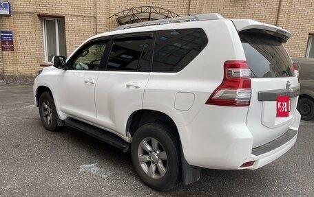 Toyota Land Cruiser Prado 150 рестайлинг 2, 2016 год, 3 790 000 рублей, 7 фотография