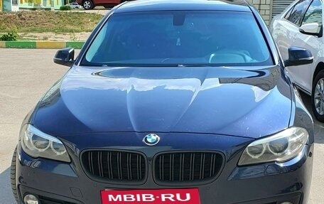 BMW 5 серия, 2014 год, 1 990 000 рублей, 2 фотография