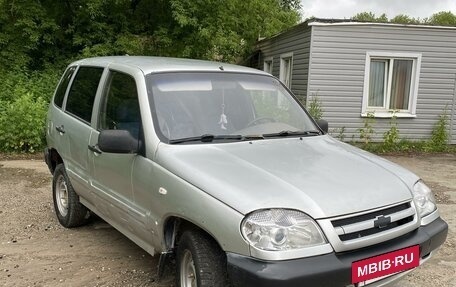 Chevrolet Niva I рестайлинг, 2004 год, 205 000 рублей, 3 фотография