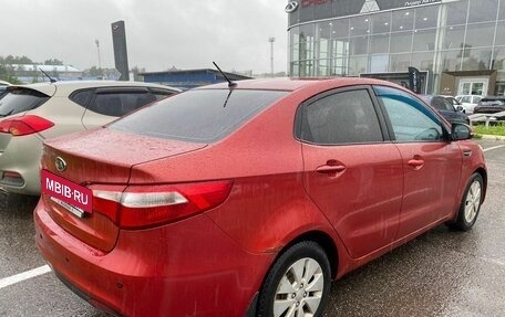 KIA Rio III рестайлинг, 2011 год, 549 000 рублей, 2 фотография