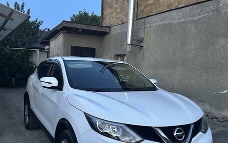 Nissan Qashqai, 2016 год, 1 695 000 рублей, 2 фотография