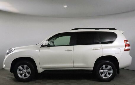 Toyota Land Cruiser Prado 150 рестайлинг 2, 2017 год, 3 748 000 рублей, 8 фотография