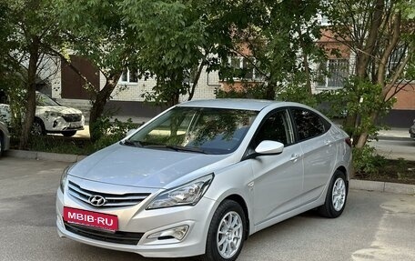 Hyundai Solaris II рестайлинг, 2014 год, 1 285 000 рублей, 2 фотография