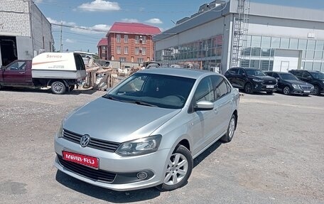 Volkswagen Polo VI (EU Market), 2013 год, 830 000 рублей, 1 фотография