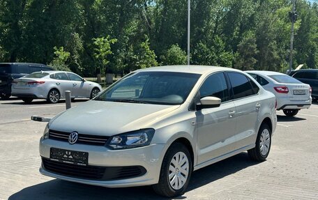 Volkswagen Polo VI (EU Market), 2011 год, 949 900 рублей, 3 фотография